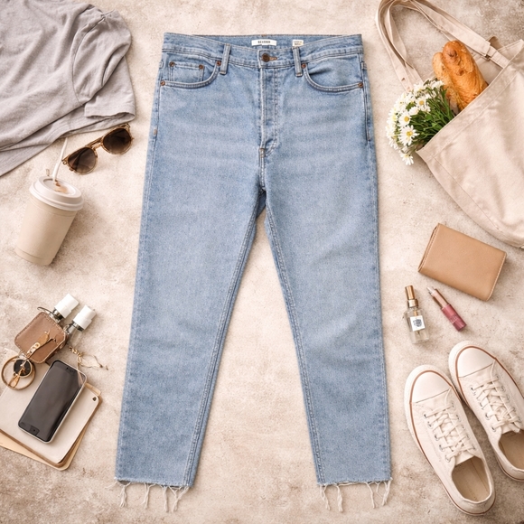 Re/Done Denim - RE/DONE Women’s Size 31 High Rise Crop Jeans Raw Hem Light Wash 27” Waist